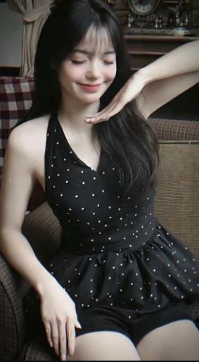 Nhung Layla là ai